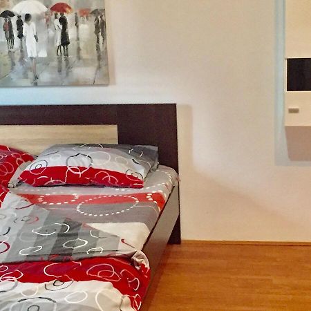 Dusica Apartmani Ягодина Екстериор снимка