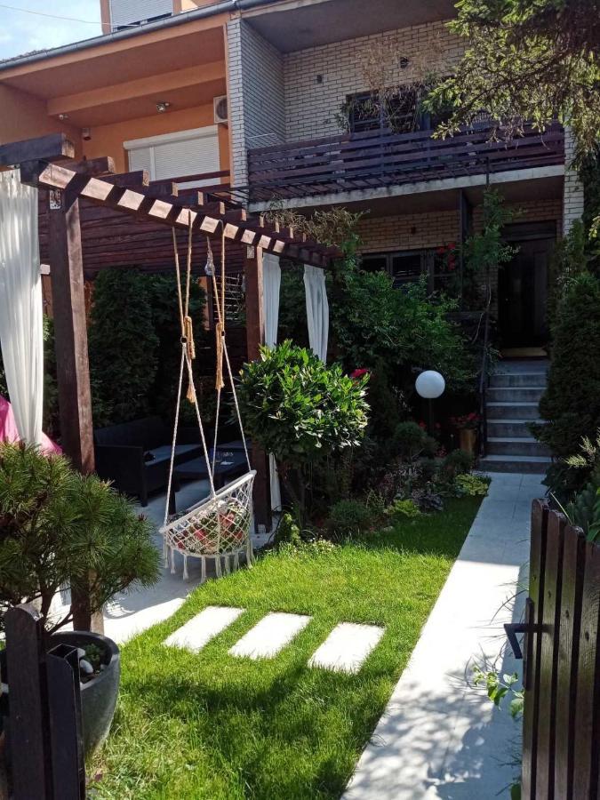 Dusica Apartmani Ягодина Екстериор снимка